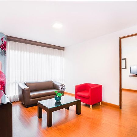 Lloyds Apartasuites Parque 93 Bogota Bagian luar foto