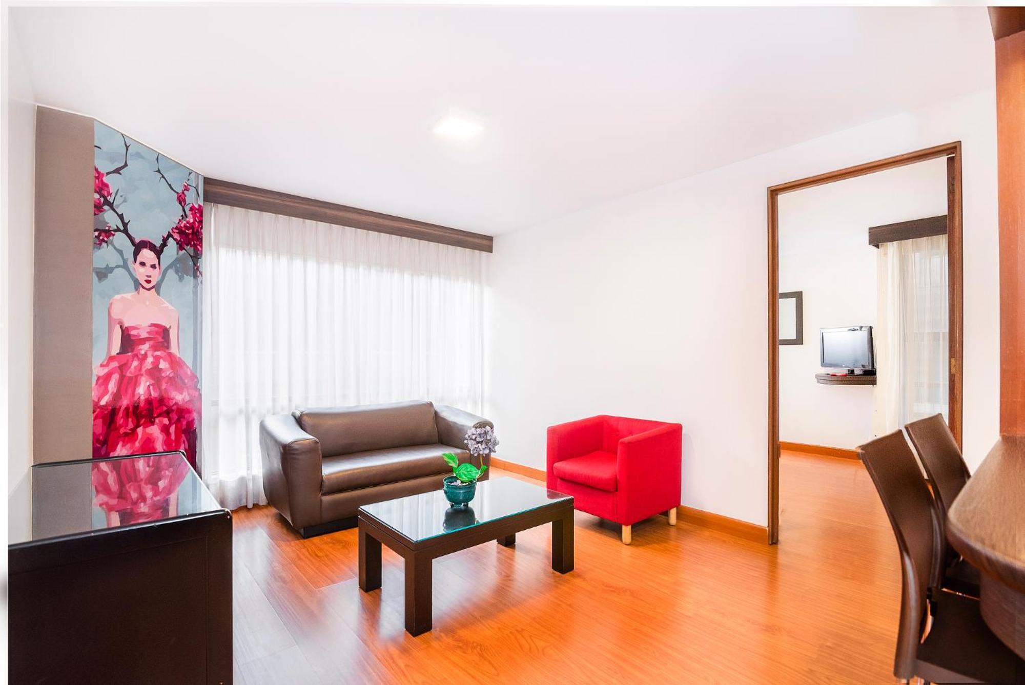 Lloyds Apartasuites Parque 93 Bogota Bagian luar foto