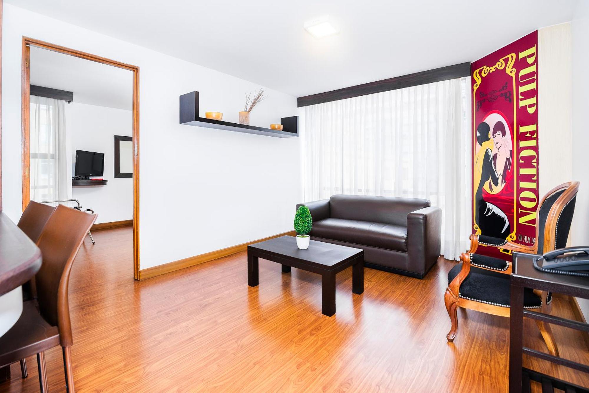 Lloyds Apartasuites Parque 93 Bogota Bagian luar foto