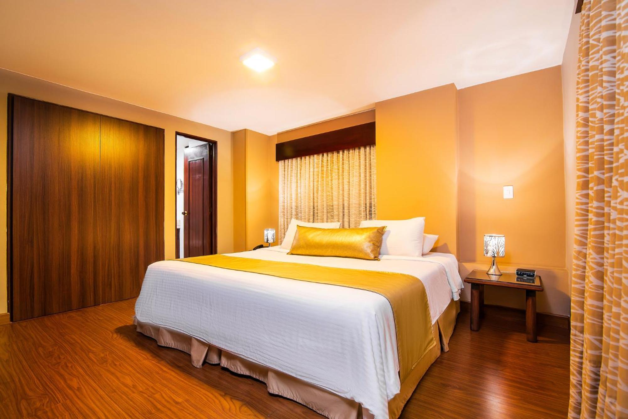 Lloyds Apartasuites Parque 93 Bogota Bagian luar foto
