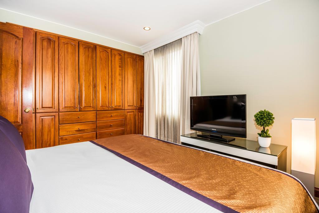 Lloyds Apartasuites Parque 93 Bogota Bagian luar foto