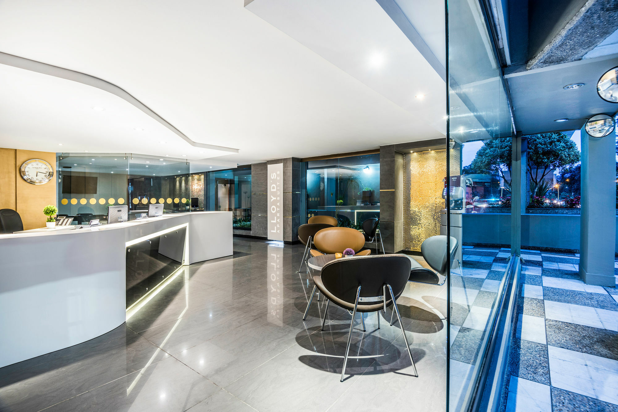 Lloyds Apartasuites Parque 93 Bogota Bagian luar foto